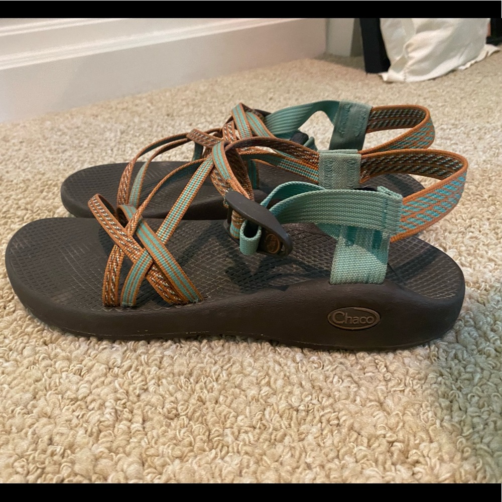 Chacos!